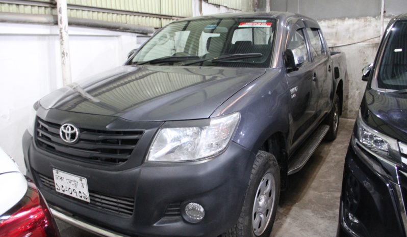 Toyota Hilux Double cabin Pickup 2011