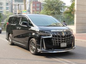 Toyota Alphard Executive Lounge E-Four Sunroof 2019