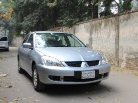 Mitsubishi Lancer GLX Package Octane Drive 2011