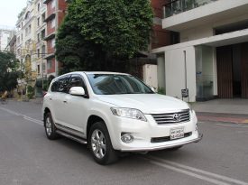 Toyota Vanguard Sunroof Power Seat 2010
