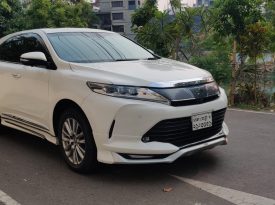 Toyota Harrier Premium Package New Shape Sunroof Power Seat 2018