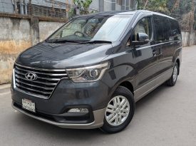 Hyundai H1 New Shape Sunroof Premium Comfort 2020