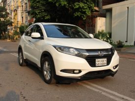Honda Vezel Non-Hybrid Octane Drive Premium Feel & Smart Choice 2014